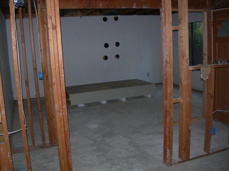 A room that is being remodeled.