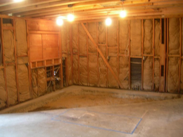 A room that is being remodeled.