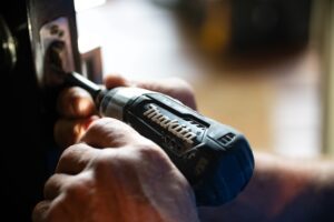 Read more about the article How to Choose the Right General Contractor for Your Project